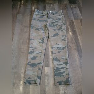 LOVE & Fire camo skinny jeans size 11